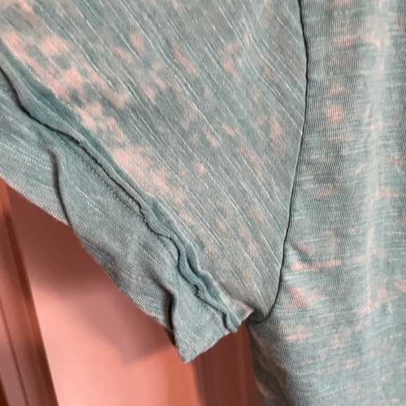 Free People We The Free lagenlook top with cutout back NWT - Picture 4 of 9